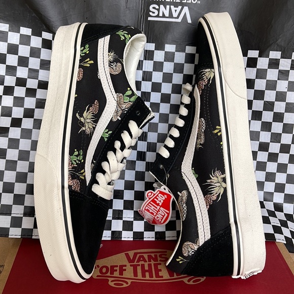 Vans Men’s Old Skool Desert Snake/Black sneakers - Picture 12 of 16